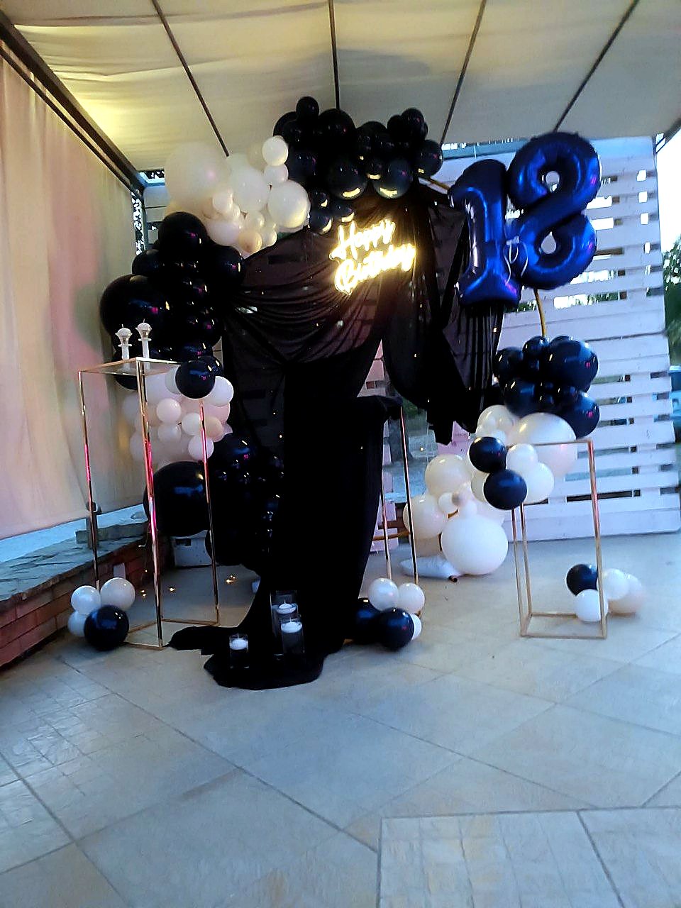 Allestimento festa, sweet table o Balloon Art realizzato da L'Angolo delle Meraviglie — foto 18 di 22