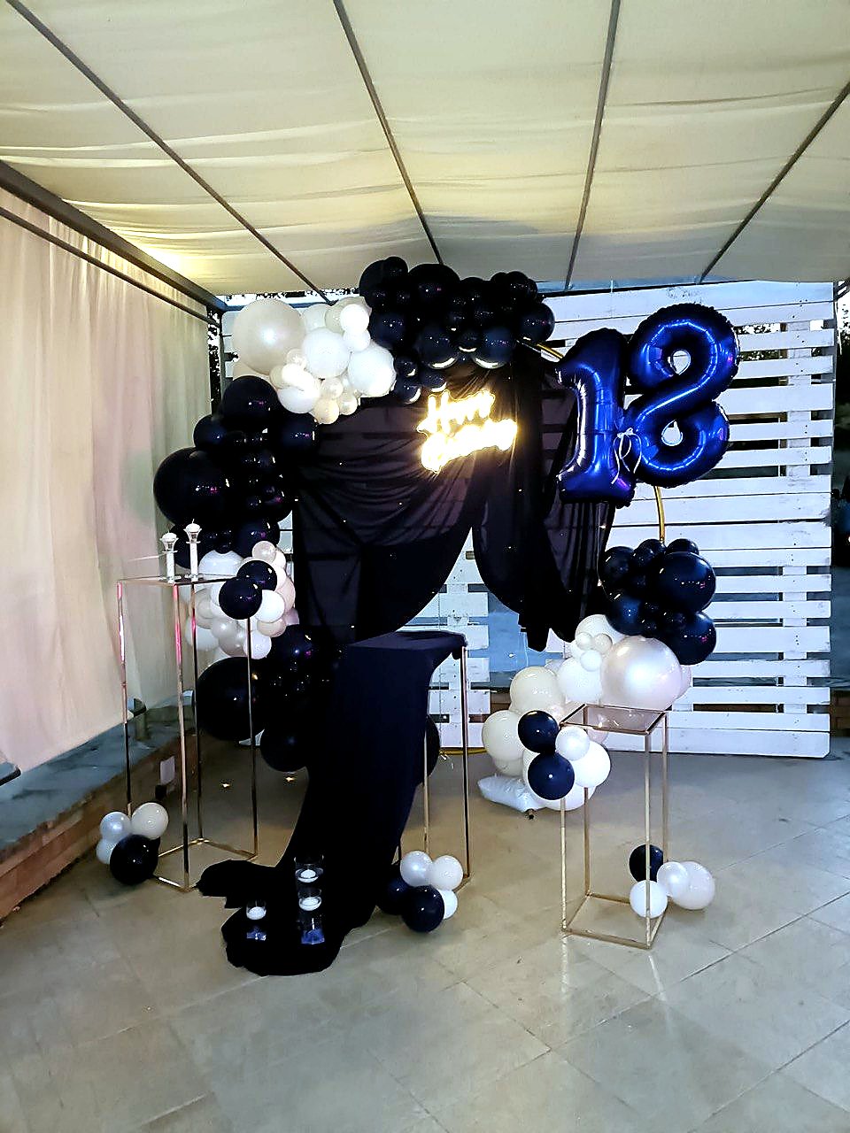 Allestimento festa, sweet table o Balloon Art realizzato da L'Angolo delle Meraviglie — foto 20 di 22